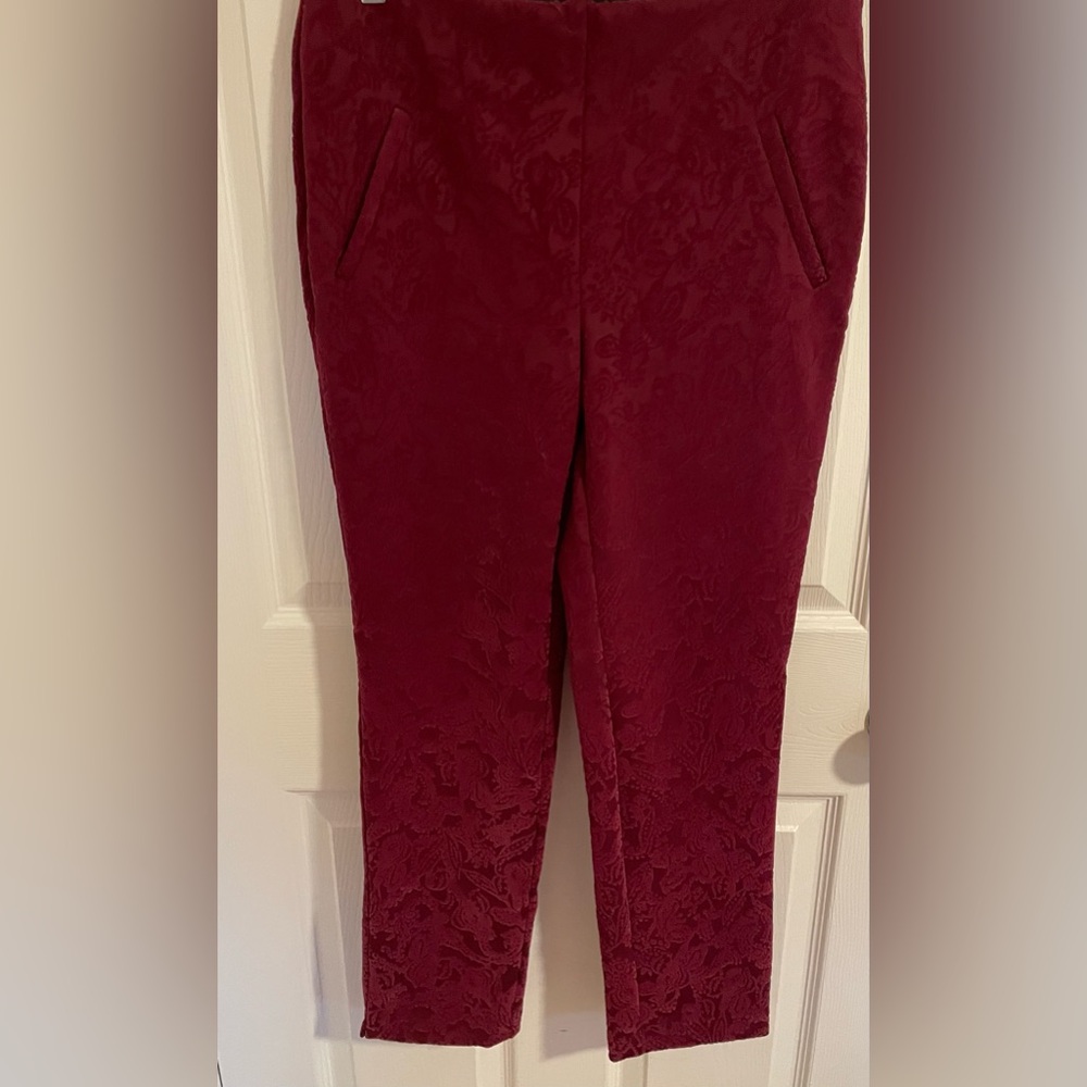 Chico's Red Cropped Pants